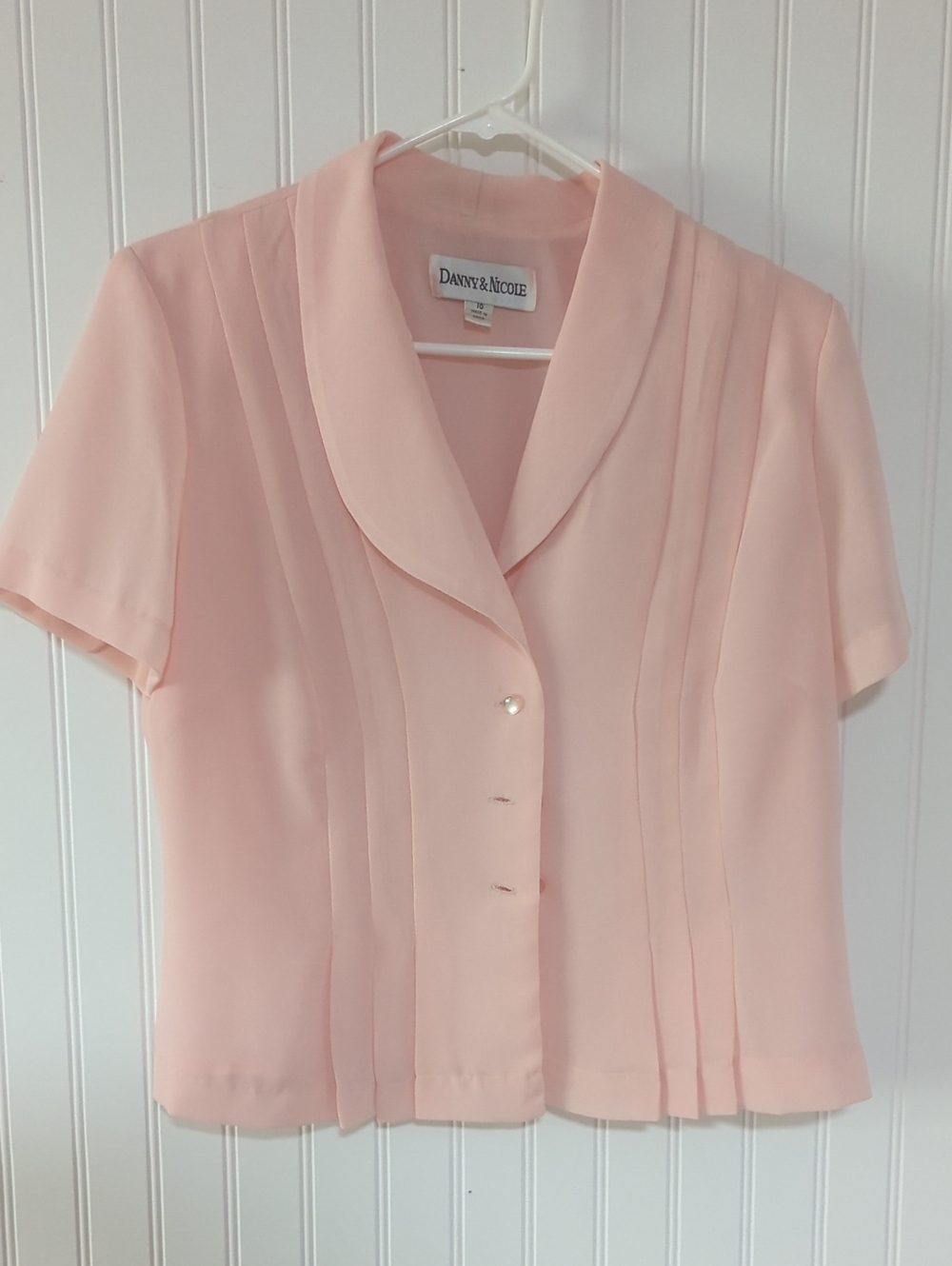Danny & Nicole Pale Pink Short Sleeve Pleated Shawl Collar Blouse